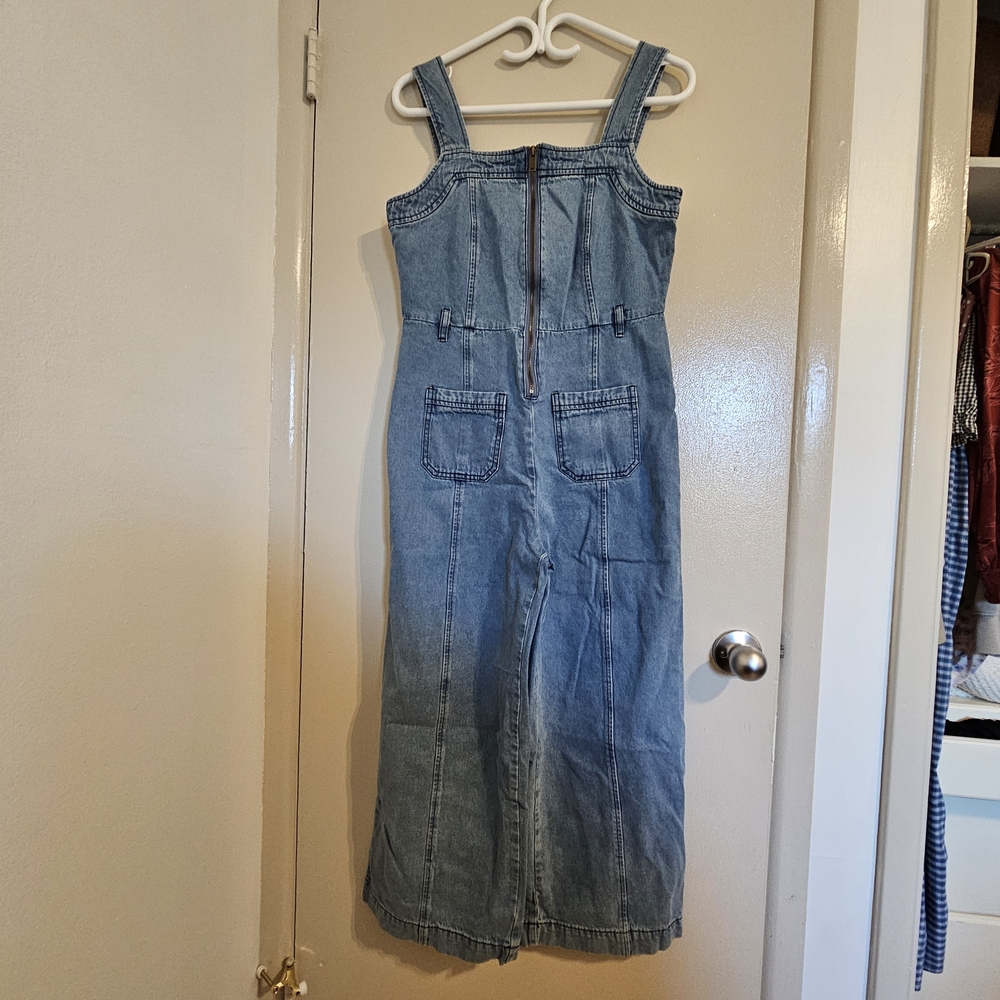Point Zero Blue Smocked Top